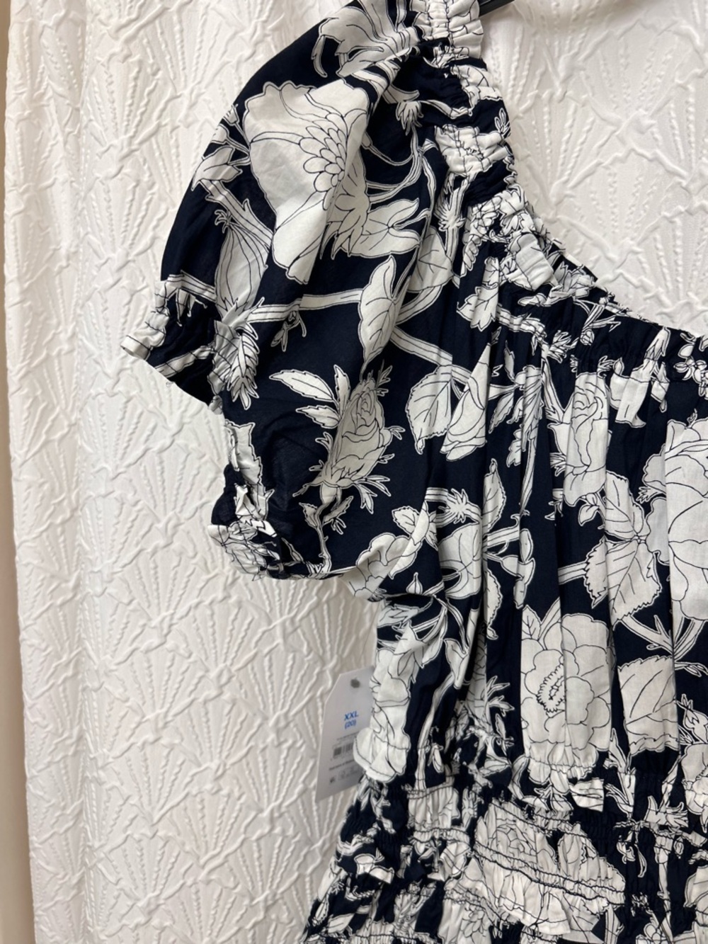 Plus Size Navy and White Floral Midi Dress - Picture 5 of 7
